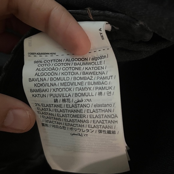 MNG Mango black distressed cropped jean denim jacket 98% cotton/2% elastane sz S - Picture 6 of 6